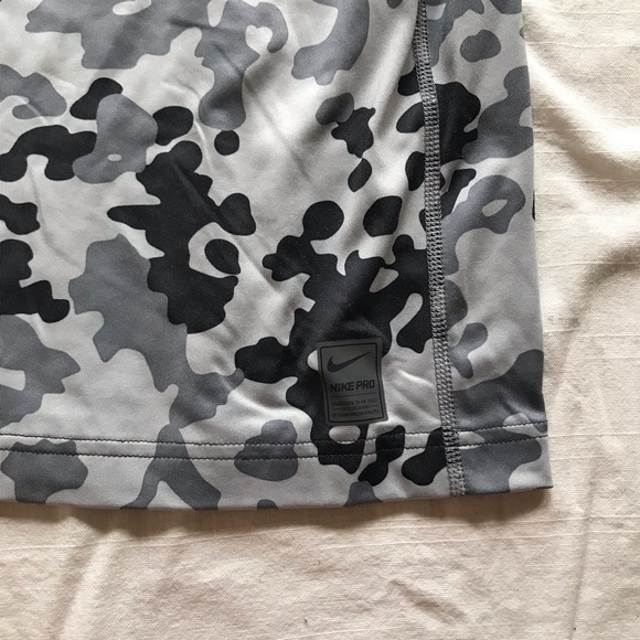Nike Pro Dri-Fit Camo Long Sleeve Shirt (Size L) - Picture 6 of 8